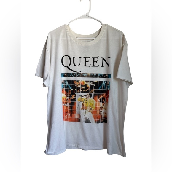 Queen Other - Queen Official Merg Graphic T—Shirt
